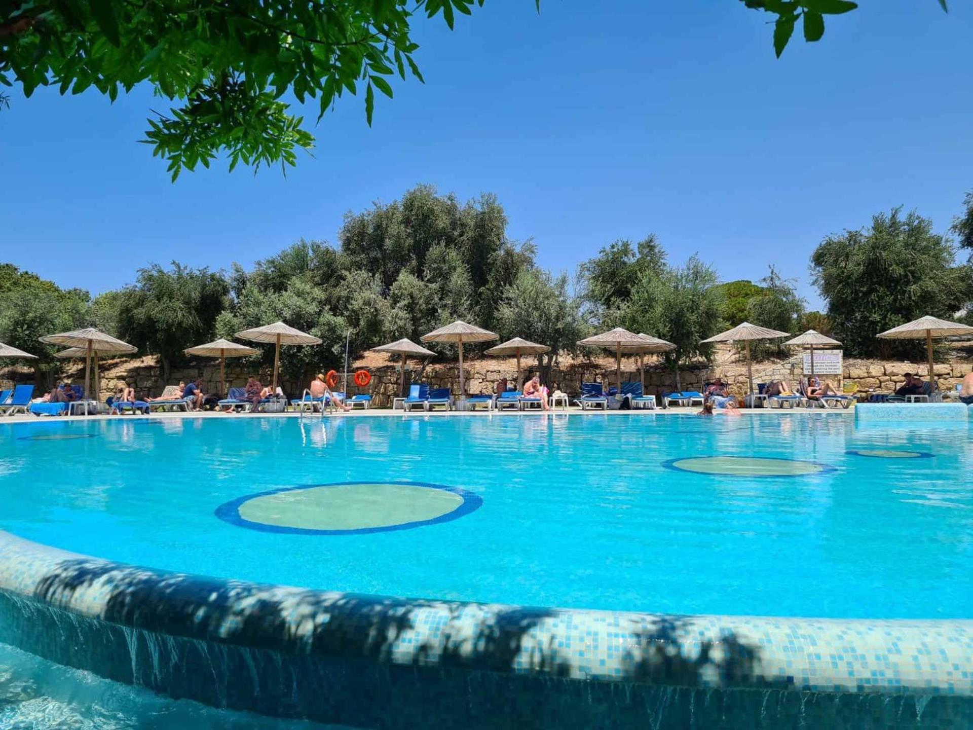 Basilica Holiday Resort Paphos Extérieur photo